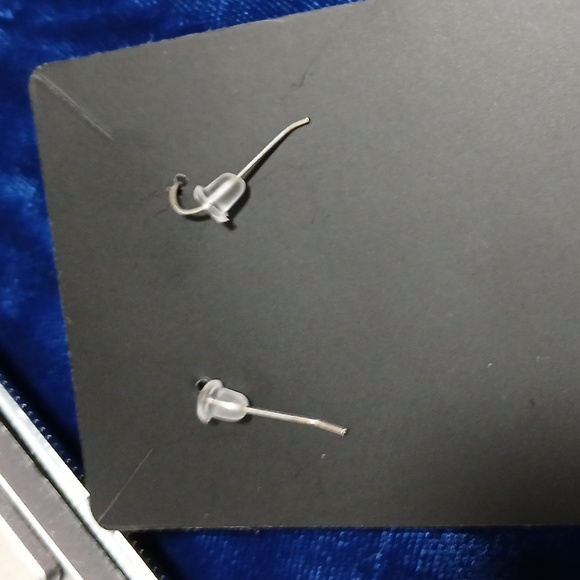 Wolf Cut Out Sterling Silver Dangle Earrings - Picture 11 of 11